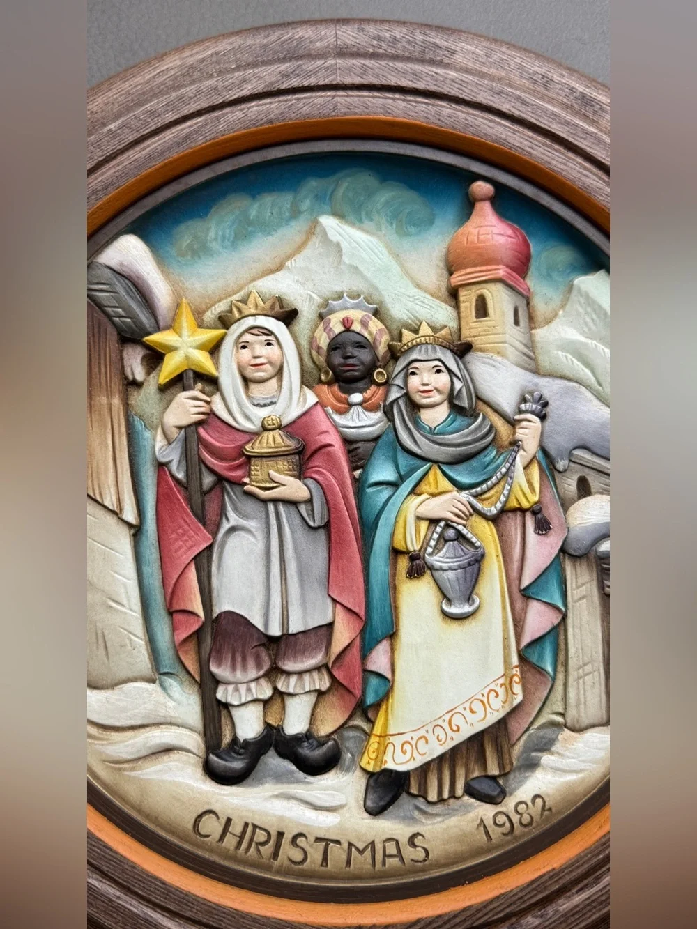 Three Kings Holiday Wall Plaque - Multicolor Christmas Scene